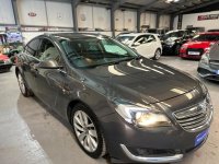 VAUXHALL INSIGNIA